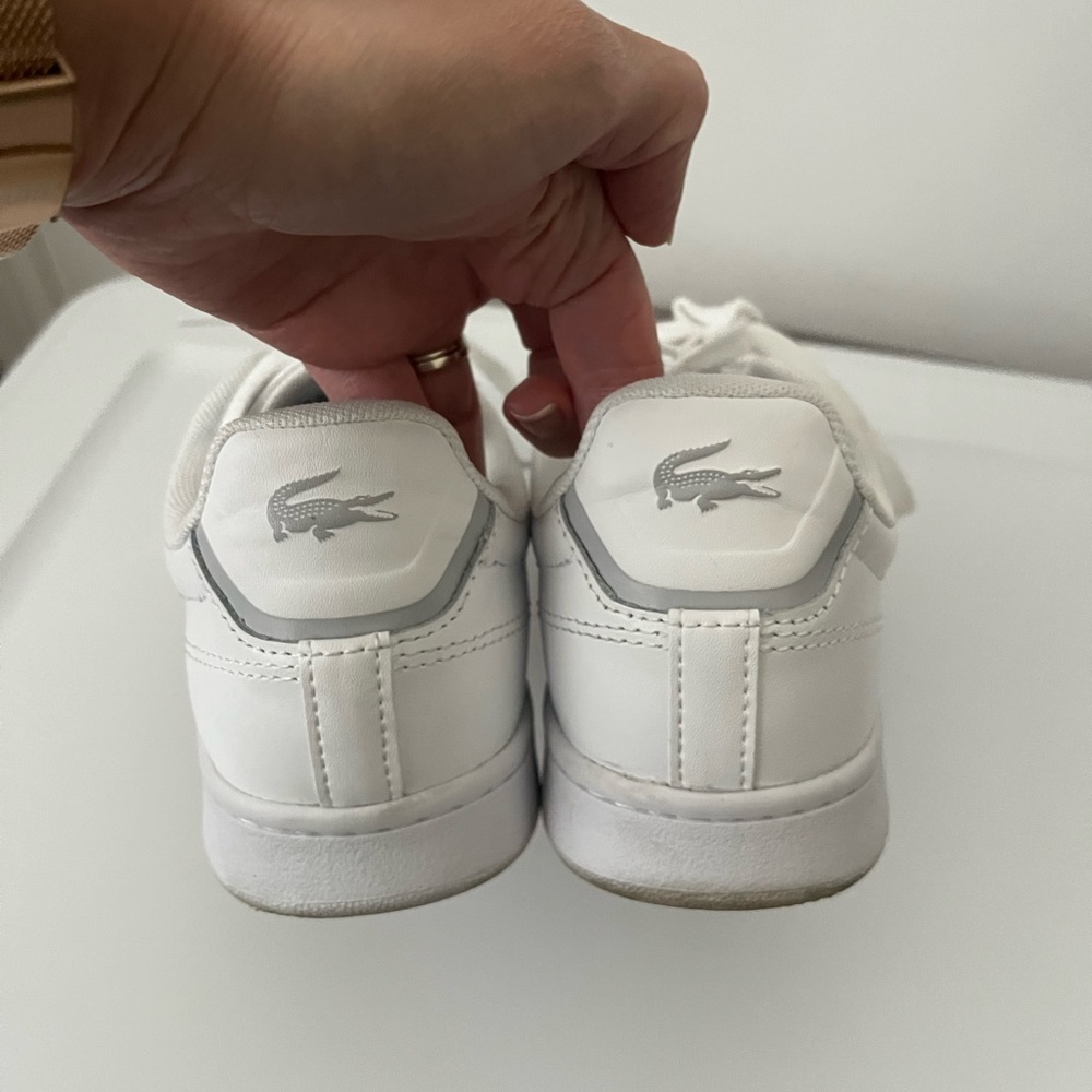 Lacoste Women’s Tennis Shoes Sz 8 White Sneakers Low Tops Preppy Academia Y2K - Picture 4 of 8